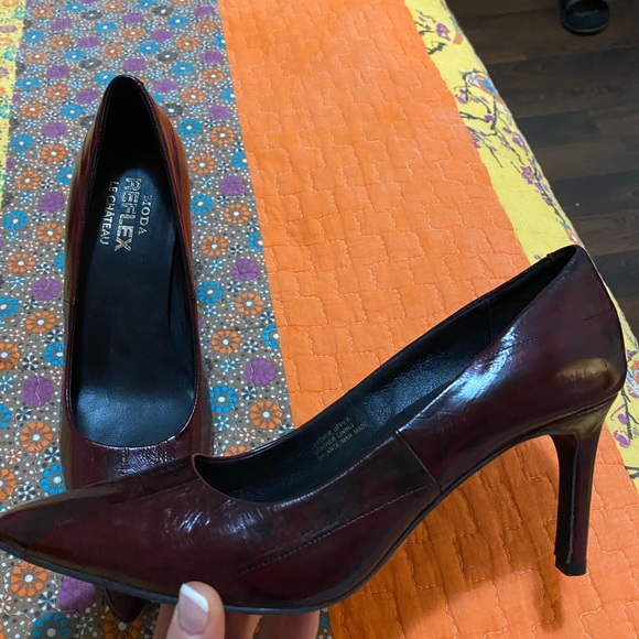 Le chateau heels - Picture 3 of 3